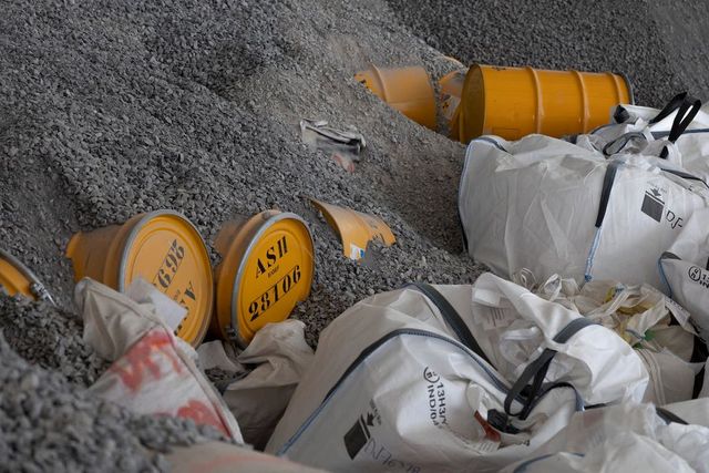 Endesa e Iberdrola redoblan su presión al Gobierno e inician una guerra por los residuos nucleares