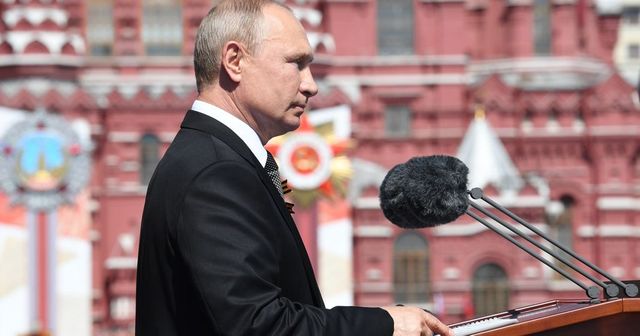 Putyin három-négynaponta tesztelteti magát koronavírusra