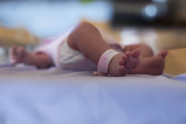 Agrigento, neonato muore in ospedale dopo due giorni di vita