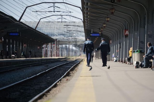 O femeie a murit în Gara de Nord