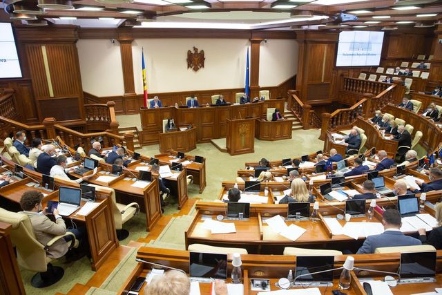Schimbări în componența Biroului permanent al Parlamentului