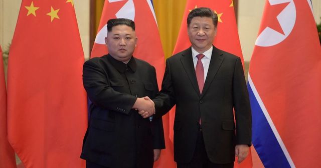 Storica visita del presidente cinese Xi Jinping in Nord Corea