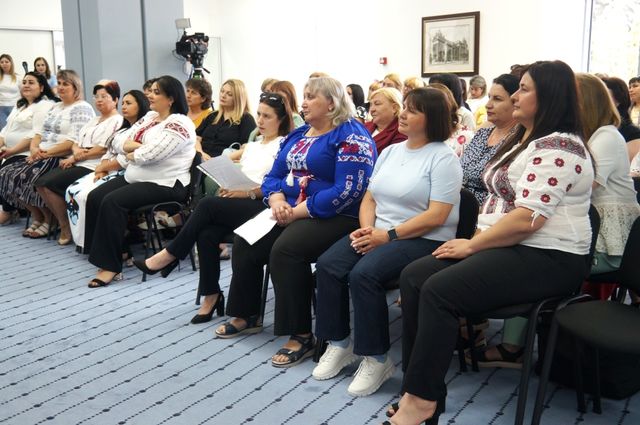 Profesorii de limbă română din școlile alolingve pleacă în România pentru perfecționare lingvistică