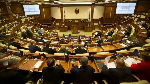 Parlamentul a adoptat noua Lege a bugetului de stat, cu un deficit de 16,2 miliarde de lei