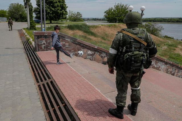 Kherson in mano russa chiude accessi a resto Ucraina