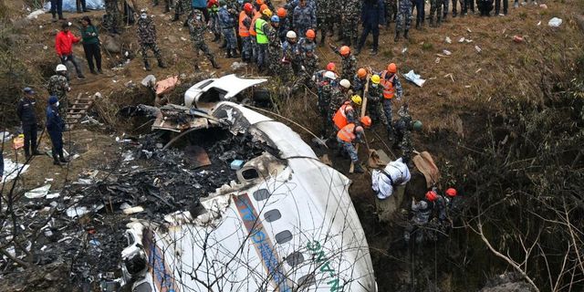 Hivatalos, a pilóták hibája okozta Nepálban a 72 ember halálával járó repülőszerencsétlenséget