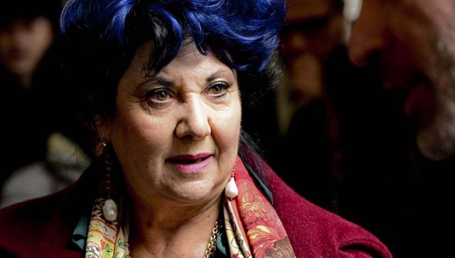 Marisa Laurito: “Se il Napoli vince lo scudetto andrò in giro nuda avvolta dalla bandiera”