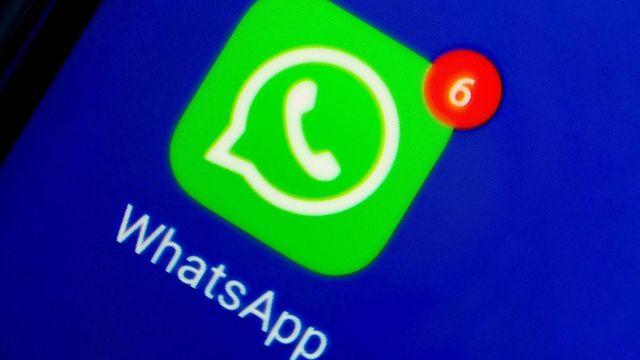 Cum funcționează pe WhatsApp noua înșelătorie de Anul Nou