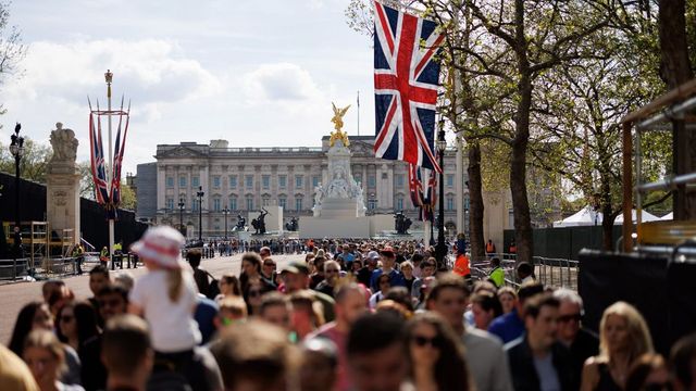 Szuperkoncerttel ért véget a brit uralkodó koronázását ünneplő rendezvénysorozat