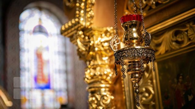 Creștinii ortodocși sărbătoresc Tăierea capului Sfîntului Ioan Botezătorul