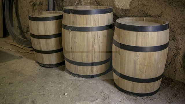 Un barbat din Leova a murit, iar altul din Tvardița a supraviețuit in urma intoxicarii cu dioxidul de carbon produs la fermentarea vinului