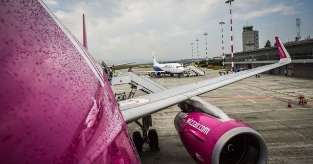 Un avion Wizz Air s-a întors pe Aeroportul Henri Coandă, după impactul cu o pasăre