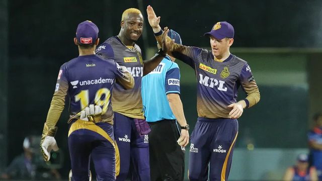Andre Russell takes 5 for 15 to record best bowling figures against Mumbai Indians