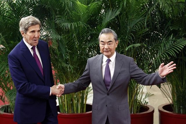 Usa-Cina, terminato colloquio di 4 ore tra Kerry e Xie sul clima