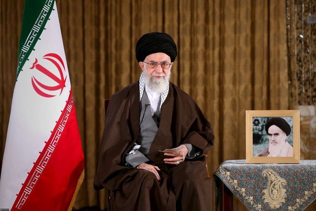 Írán přestal plnit některé části jaderné dohody
