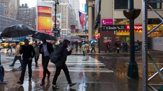 Stare de urgență după precipitații record, declarată în premieră pentru orașul New York