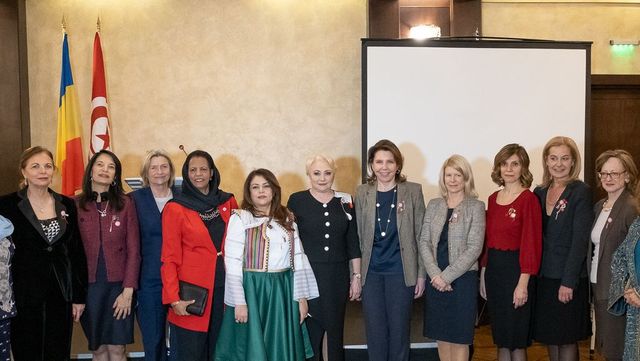 Premierul Viorica Dăncilă s-a întâlnit cu grupul femeilor ambasador acreditate la București