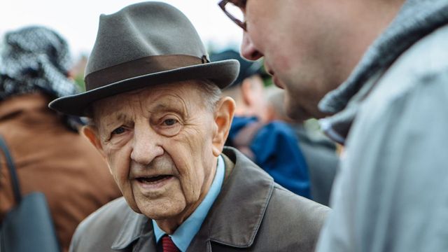 Miloš Jakeš zemřel, bývalému nejmocnějšímu muži ve státě bylo 97 let