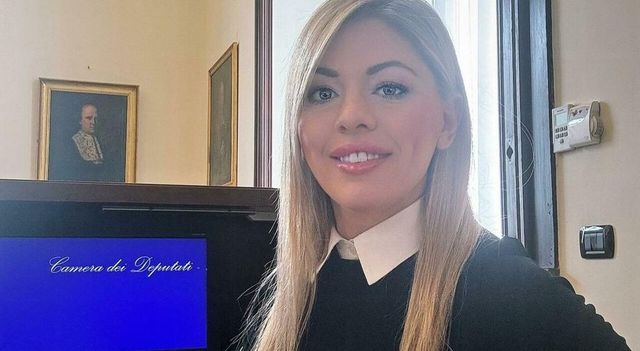 Maria Rosaria Boccia indagata: nel mirino la sua laurea