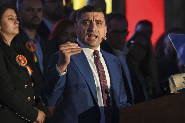 George Simion rămâne interzis în Republica Moldova – Judecătorii care urmau să-i examineze cererea au amânat ședința