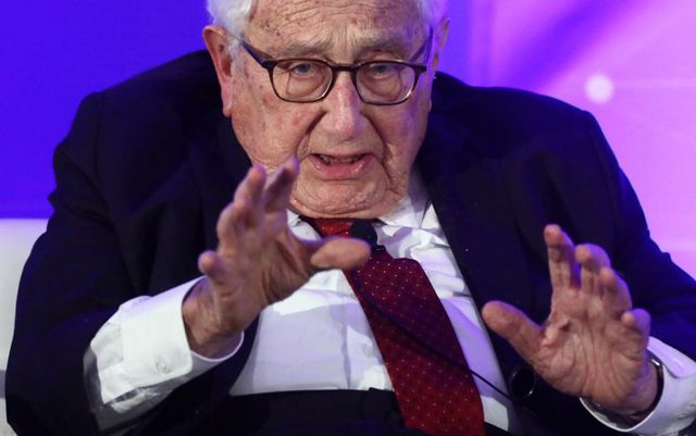 Kissinger: Războiul comercial cu China se poate transforma într-un război real