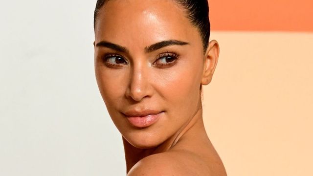 Comienza en París el juicio por el millonario robo de joyas a Kim Kardashian