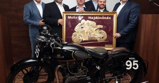 MotoGP-pályát épít a kormány Hajdúnánásnál