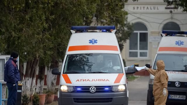 Maramureș: Un băiețel de doi ani a decedat în spital, în urma unui accident din neatenție