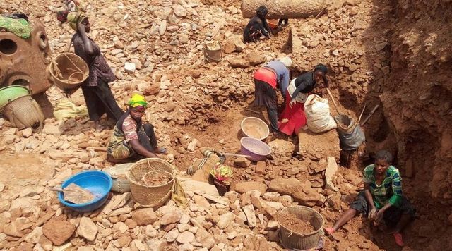 50 dead as gold mine collapses in east Congo