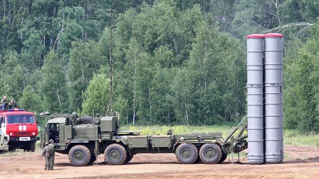 Statele Unite avertizează Turcia să nu activeze sistemul antiaerian S-400, cumpărat din Rusia