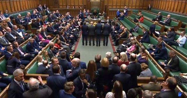 Megszavazta a londoni alsóház a Brexit-megállapodást