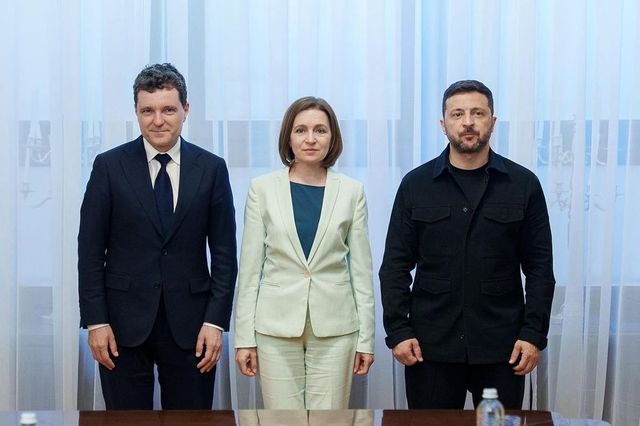Crin Antonescu face mișto de Nicușor Dan