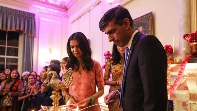 UK prime minister Rishi Sunak welcomes guests from Hindu community to Downing Street ahead of Diwali
