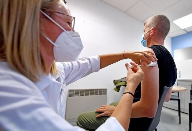 All’Istituto Spallanzani di Roma sono iniziate le vaccinazioni contro il vaiolo delle scimmie