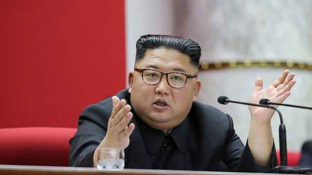 Трамп попросил у Ким Чен Ына в подарок восточную вазу