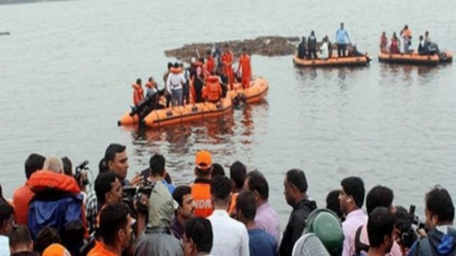 Boat in Godavari tragedy that killed 17 found at depth of 200 feet