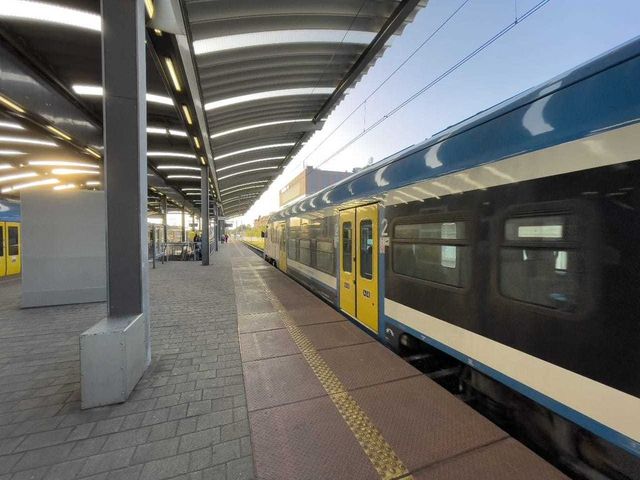 Ministerul Transporturilor va achiziționa 62 de trenuri electrice