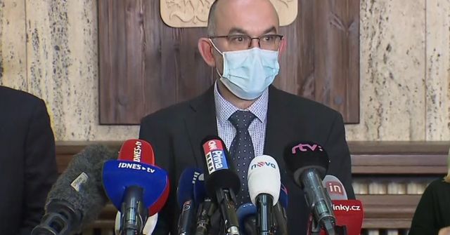 Nový ministr Blatný chce změnit strach z koronaviru v respekt