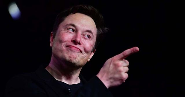 Ismét zseniálisan bevitte a bozótosba a népet Elon Musk