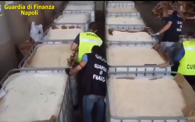Poliția din Italia a capturat 14 tone de amfetamine în valoare de 1 miliard de euro, fabricate în Siria