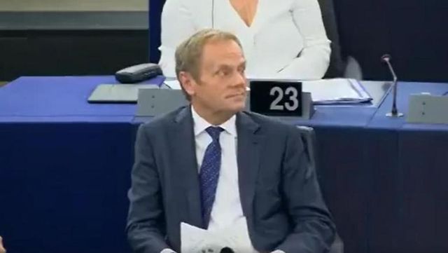 Cum a țipat Maria Grapini la Donald Tusk în plenul Parlamentului European