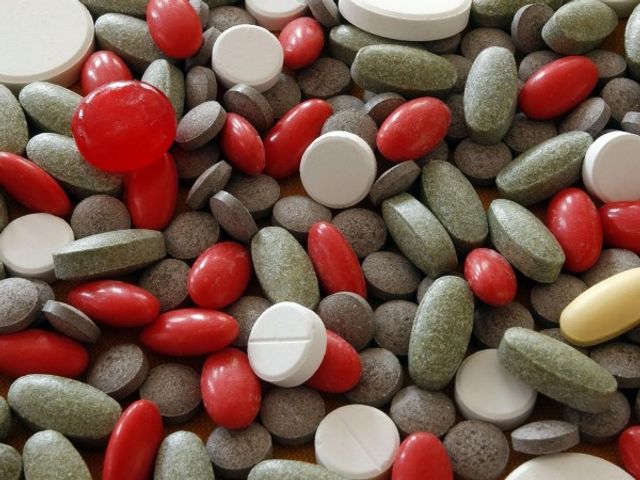 Депутатите от Здравната комисия не приеха по-ниско ДДС върху лекарствата