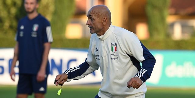 Calcio, Spalletti carica l’Italia: “Azzurro deve stare a cuore a tutti”
