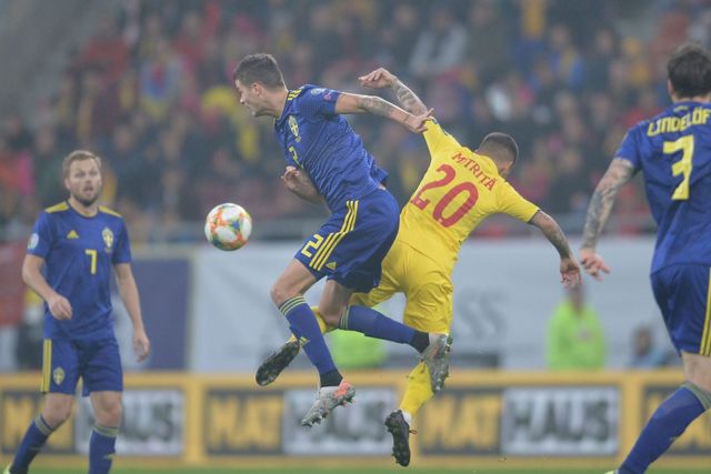 UEFA a decis că nu au fost scandări rasiste la meciul România - Suedia