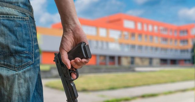 Na škole v Idahu střílela žákyně šesté třídy, zranila tři lidi