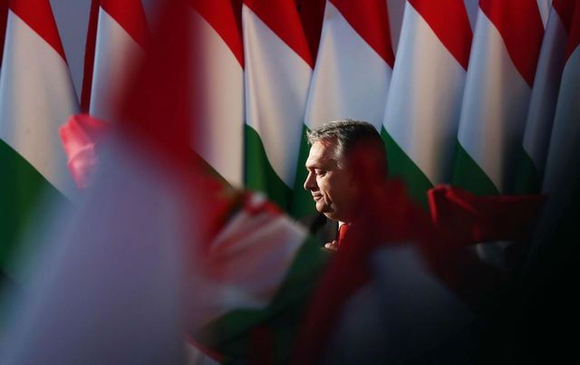 Ue, al via la campagna per espellere il partito di Orban dal Ppe