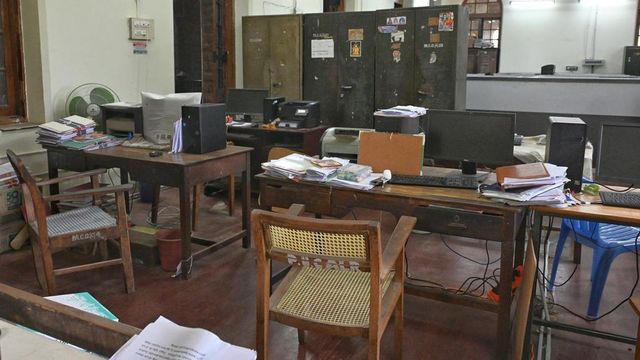 Revenue officials in Salem boycott work, demand fewer Ungaludan Stalin camps