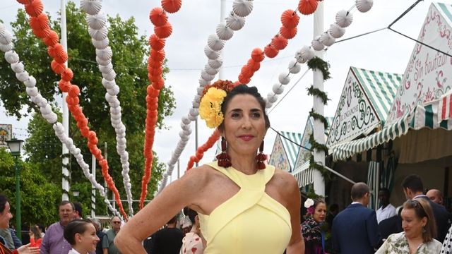 Los cinco mejores trajes de Ana Rosa Quintana para la Feria de Abril que no son de flamenca