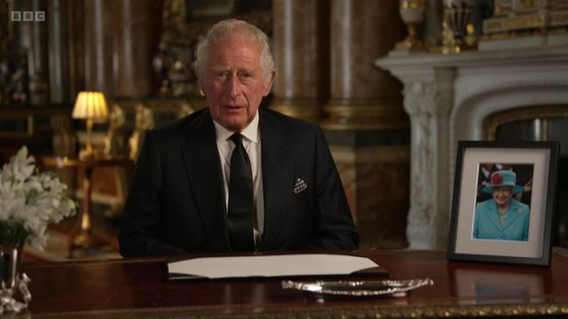 Re Carlo III, 75 anni tra amarezze e polemiche