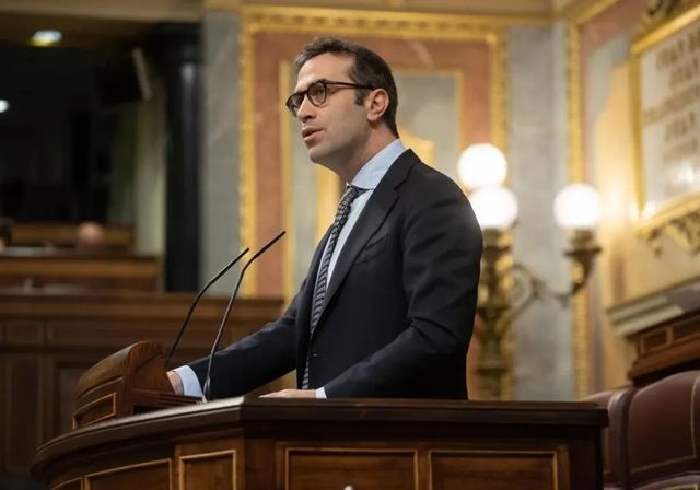 El Gobierno confía en Junts para sacar adelante el decreto antiaranceles, pero no las tiene todas consigo